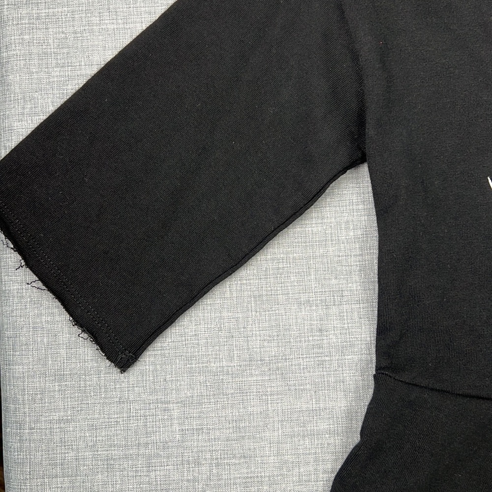 William Rast Black & White Offset Graphic Sweatshirt Tee Juniors Size XS - Picture 6 of 7